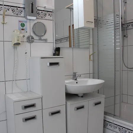 Regiohotel - #ferienwohnungen #familienfreundlich #harzurlaub #freeparking 4*