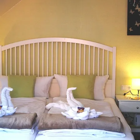 Regiohotel - #ferienwohnungen #familienfreundlich #harzurlaub #freeparking شقة فندقية 4*